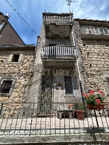 Foto Casa indipendente in Via Roma, Floresta di 68 m² con 4 locali