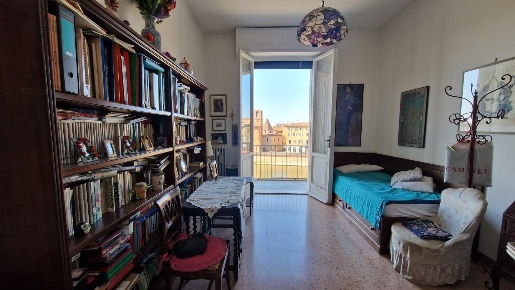 Foto Appartamento a Pisa San Francesco di 95 m² con 4 locali in vendita