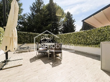 Foto Casa indipendente a Vinci Centro di 120 m² con 5 locali in vendita