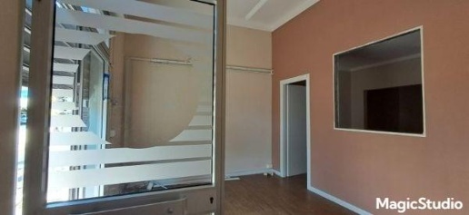 Foto Locale commerciale a Pisa Pratale di 89 m² con 3 locali in affitto