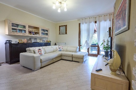 Foto Casa indipendente a Cerreto Guidi Stabbia di 150 m² con 6 locali