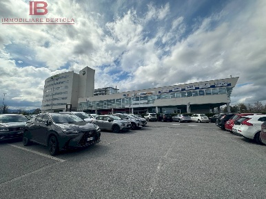 Foto Ufficio a Cuneo Madonna dell'Olmo di 650 m² con 9 locali in affitto