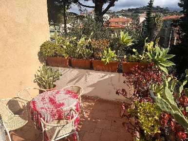 Foto Appartamento in via allavena, Riva Ligure di 98 m² con 4 locali