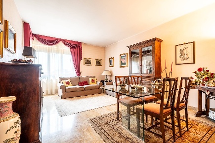 Foto Appartamento in Via San Giacomo, Beinasco Centro di 103 m² in vendita