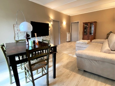 Foto Appartamento in VIA LA SPINA, Fabriano Centro di 200 m² con 9 locali