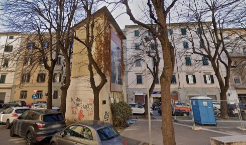 Foto Appartamento in Via Maggi, Livorno Cisternone di 108 m² con 4 locali