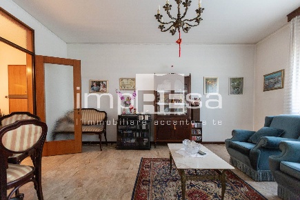 Foto Appartamento in VIA CAROLINA POLACCO, Treviso San Zeno di 142 m²
