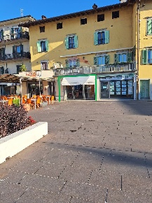 Foto Negozio a Pisogne Centro di 63 m² con 1 locali in affitto