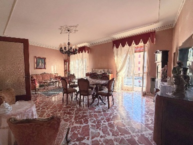 Foto Appartamento in Via San Metodio, Siracusa Gelone - Cadorna di 120 m²