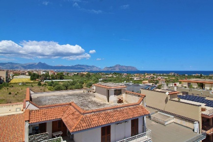 Foto Appartamento in via giuseppe padre la rocca, Ficarazzi di 144 m²