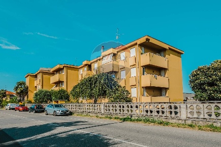 Foto Appartamento in via leonardo da vinci, Samarate Centro di 108 m²