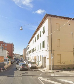 Foto Appartamento in Via Cesare Battisti, Grosseto Via dei Mille di 90 m²