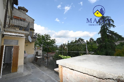 Foto Appartamento a Ascoli Piceno di 99 m² con 4 locali in vendita