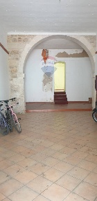 Foto Locale commerciale in Via Sant'Anna, Ragusa Centro di 79 m² in affitto