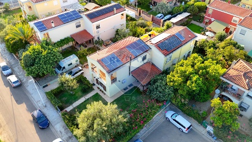 Foto Villa bifamiliare in via arno, Capoterra Cooperativa Cento di 170 m²
