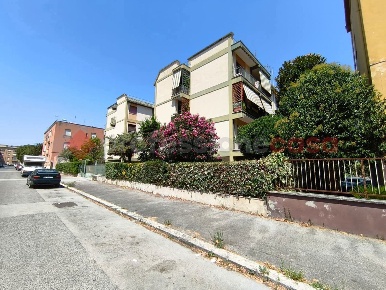 Foto Appartamento in Via Ulpiano 3, Latina Centro di 20 m² con 4 locali