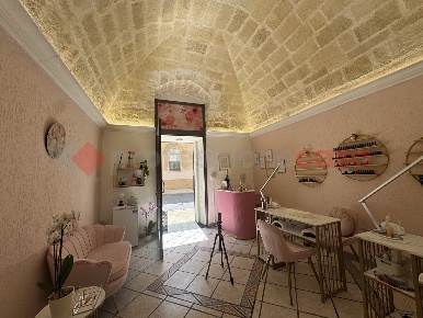 Foto Attività commerciale in Via MIGNOGNA 6, Taranto Borgo di 60 m²