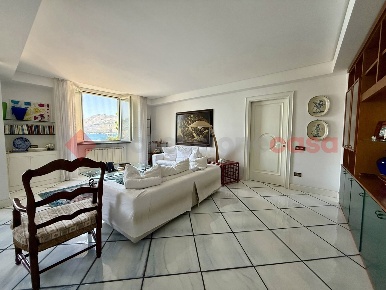 Foto Appartamento in Bausan, Gaeta di 150 m² con 4 locali in vendita