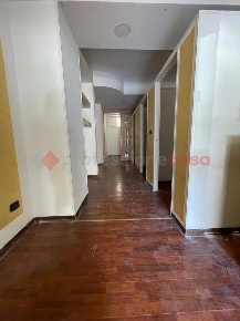 Foto Negozio in Via EMILIA 102, Taranto Italia - Montegranaro di 54 m²