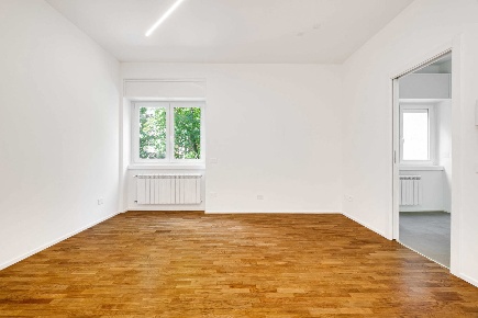 Foto Appartamento in Viale Delle Rimembranze 21, Saronno di 75 m²