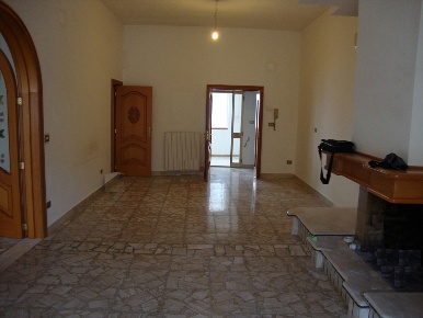 Foto Appartamento in Via Cavour snc, Manduria Centro di 140 m² con 5 locali