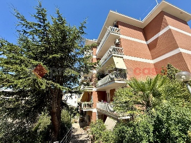 Foto Appartamento in Atratina, Gaeta di 160 m² con 4 locali in affitto