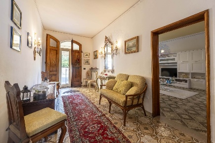 Foto Case semi ndipendenti a Montespertoli di 300 m² con 12 locali