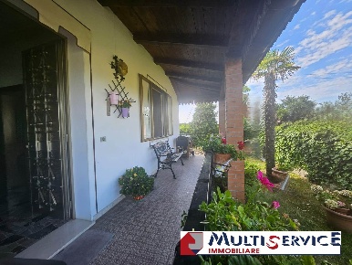 Foto Casa indipendente a Cavallino-Treporti di 137 m² con 8 locali