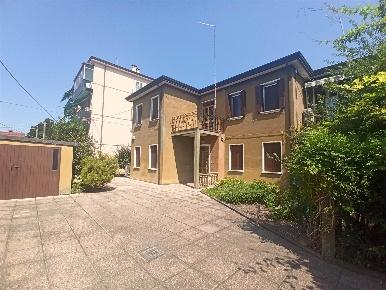 Foto Appartamento a Venezia Marghera - Catene di 124 m² con 5 locali