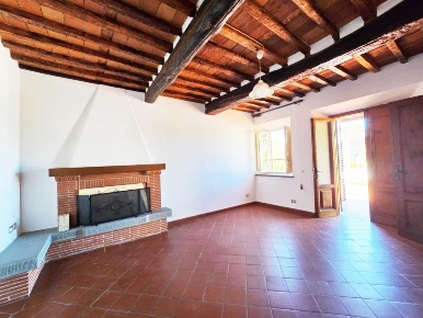 Foto Casa indipendente in via del parco, Capannori Marlia di 210 m²