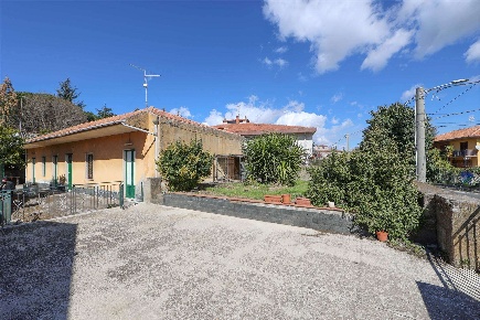 Foto Casa indipendente in Via Giuseppe Garibaldi 345, Viagrande Centro