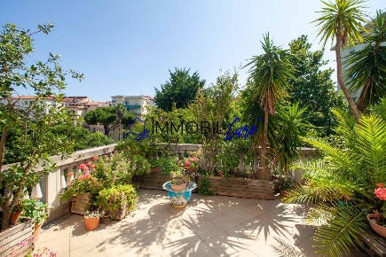Foto Appartamento a Livorno Piazza Roma - Borgo Cappuccini di 245 m²
