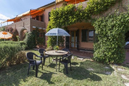 Foto Appartamento a Montaione di 65 m² con 4 locali in vendita