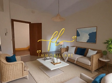 Foto Appartamento a Volterra Centro di 89 m² con 5 locali in vendita
