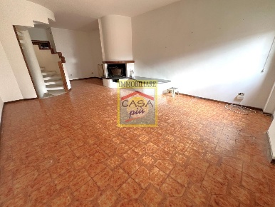 Foto Villa a schiera a Cascina Semicentro di 140 m² con 5 locali in vendita