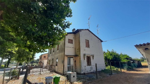Foto Appartamento in Via Enrico Toti 54, Canaro di 75 m² con 3 locali