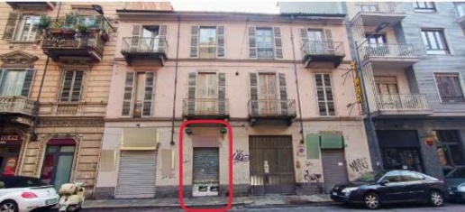 Foto Negozio in Via Madama Cristina, Torino San Salvario - Dante di 32 m²
