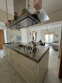 Foto Appartamento in Via San Sebastiano 9, Messina Centro Storico di 130 m²