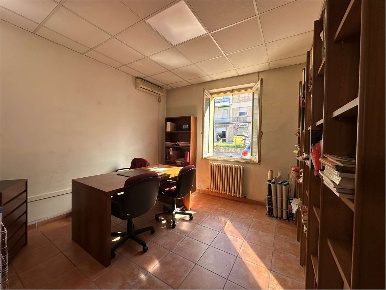 Foto Ufficio in via Grazie 122, Ancona Le Grazie di 45 m² con 2 locali