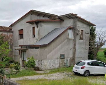 Foto Case indipendenti in Via Borgo, Correzzola Villa Del Bosco di 135 m²