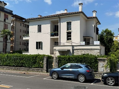 Foto Appartamento in Via Da Vinci 7, Conegliano Centro di 220 m² in vendita