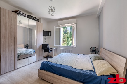 Foto Appartamento in Via Donghi, Genova San Fruttuoso di 70 m² con 5 locali