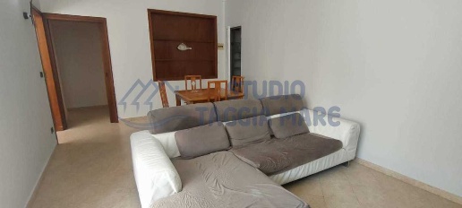 Foto Appartamento in Via Galileo Galilei, Sanremo Borgo di 80 m² in vendita