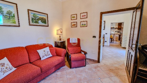 Foto Appartamento a Roccastrada Sassofortino di 121 m² con 6 locali