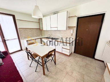 Foto Appartamento in Via Antonio Consonni 25, Terno d'Isola di 62 m²