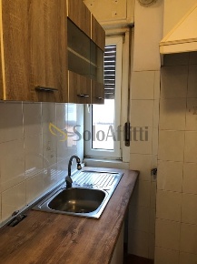 Foto Appartamento in via Gambini 26, Trieste di 65 m² con 3 locali