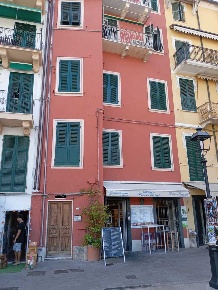 Foto Appartamento a Lerici Lerici Paese di 94 m² con 5 locali in affitto