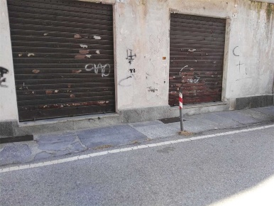 Foto Negozio in PASTORE ZUCCONE 4, Domodossola Centro di 90 m² con 2 locali
