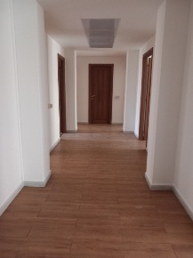 Foto Ufficio in via della Madonna, Livorno di 140 m² con 6 locali