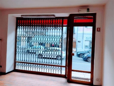 Foto Ufficio in SEMPIONE, Gravellona Toce Centro di 70 m² con 2 locali